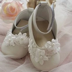 KaterinasDesigns Ivory Leather Soft Sole Shoe