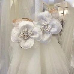 KaterinasDesigns Lambathes White And Burlap Floral Lambatha